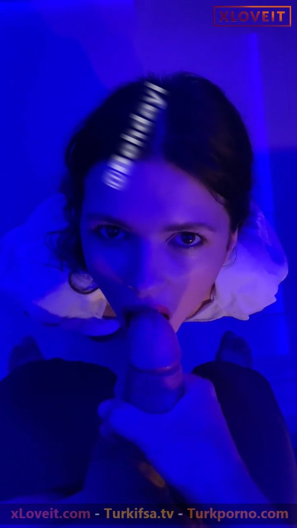 Sakso Porno E-Kira idil karaca oral yapıp ağzına boşalttı